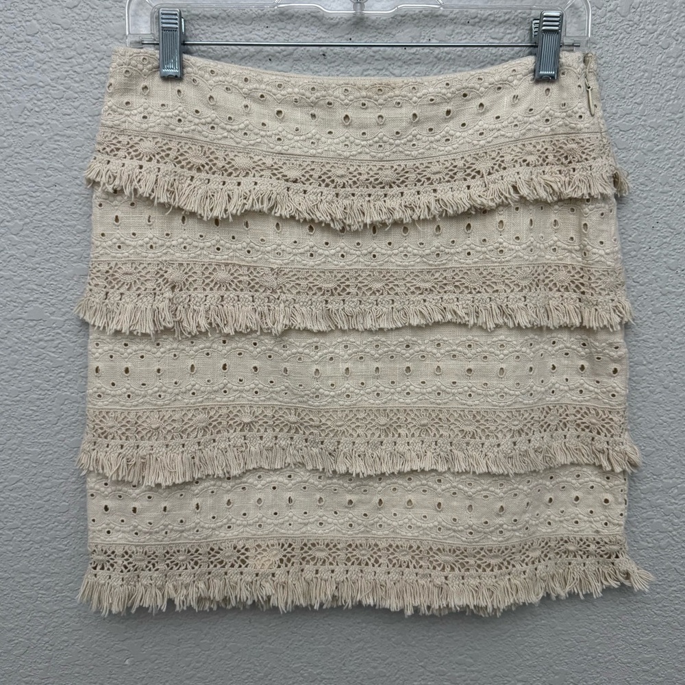 Anthropologie HD in Paris Crochet Fringe Tiered Mini Boho Skirt Beige Size 2